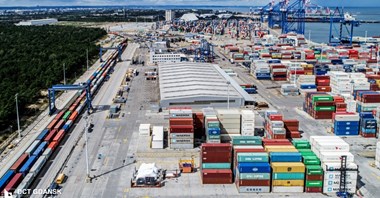 DCT: Przez wojnę w Ukrainie spadają przeładunki