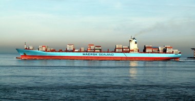 Ostatnia operacja Maersk w rosyjskim porcie. Firma wystawia na sprzedaż udziały w ważnej spółce