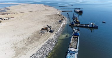 Gróbarczyk: Niektóre inwestycje w portach muszą teraz przyspieszyć
