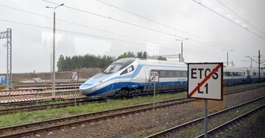PLK: Są problemy z własnością gruntów na CMK. To opóźnia podniesienie prędkości do 250 km/h