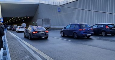 Warszawa. Tunelem POW jeździmy (bezpiecznie) od roku  
